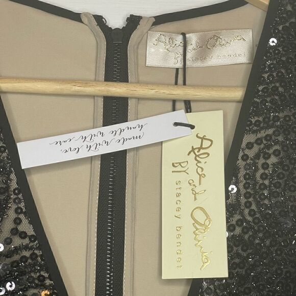 NWTs Alice + Olive Sofia Fully Beaded Jumpsuit w/ Plunging V Neck Size 4 - Picture 9 of 16